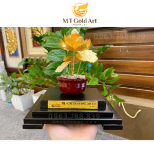 Biểu tượng hoa sen (17x13.5x22cm) - Quốc hoa Việt Nam