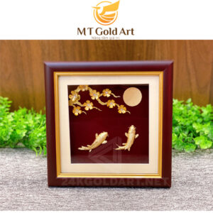 Tranh cá chép ngắm trăng dát vàng lá 24k (20x20cm)