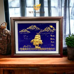 Tranh thuyền thuận buồm xuôi gió dát vàng (25x32cm)